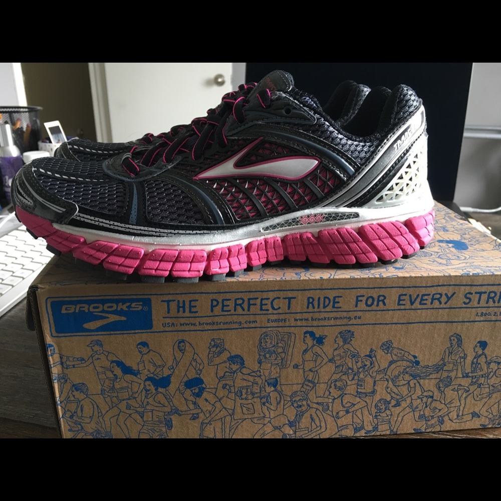Brooks Trance 12